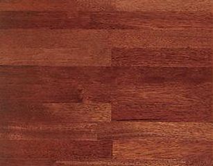 Drewno Merbau, o barwie brązowej, wykorzystywane do układania parkietu przez firmę Parkietnet1
