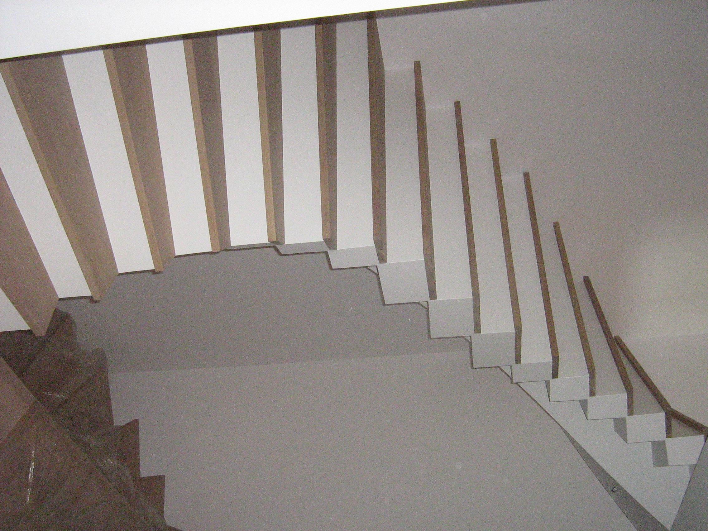 Przykładowe schody wykonane przez firmę Parkietnet1